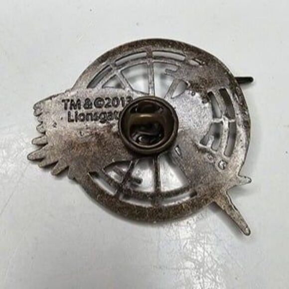 Lionsgate Entertainment 2013 Mocking Jay Pendant (no chain) and Brooch Pin Set - Picture 5 of 5